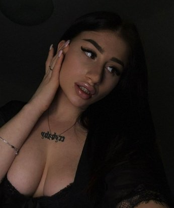 ✨ Живу в Москве и готова оказать тебе самые незабываемые услуги. 💋💫 Я мастерица в искусстве удовлетворения и улыбаюсь каждому клиенту. Мой контакт сделает тебя по-настоящему счастливым человеком. 🌈 Секс с тобой будет незабываемым, я гарантирую, что ты останешься доволен. Мои отзывы говорят сами за себя - мои клиенты остаются в восторге от нашей встречи! 🌹🔥 Ах да, не могу не упомянуть про мои фото - в моем альбоме есть все, чтобы разбудить твои самые смелые фантазии. 📸💃 Жду твоего звонка, чтобы подарить тебе незабываемые моменты нашего встречи! 💫💥 Ленуська